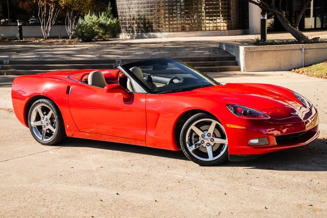 Used 2006 Chevrolet Corvette Convertible w/ Preferred Equipment Group image 30