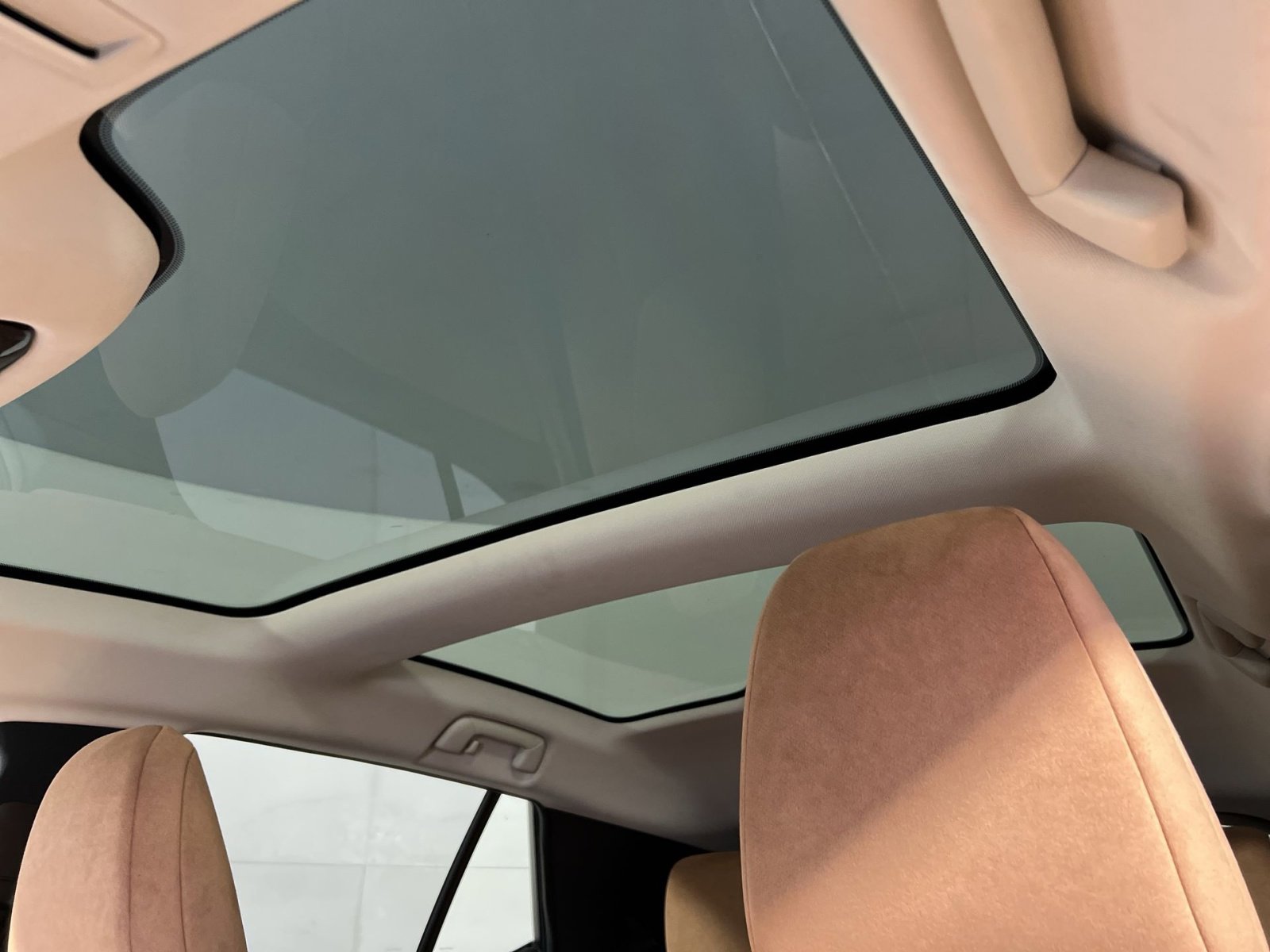 Used 2023 Lexus RZ 450e Premium w/ Accessory Package (2T) AWD/4WD image 24