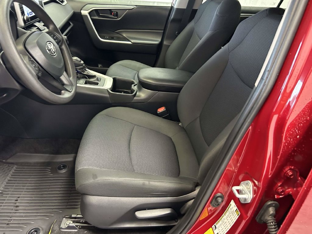 Certified 2024 Toyota RAV4 LE FWD image 15