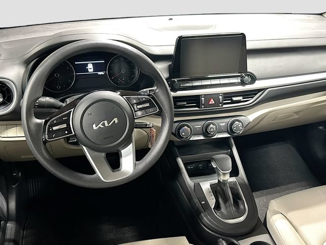 Used 2023 Kia Forte LXS FWD image 19