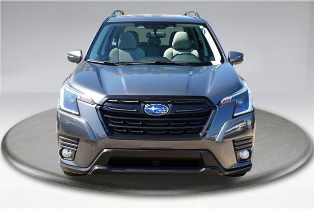Certified 2023 Subaru Forester Premium AWD/4WD image 3