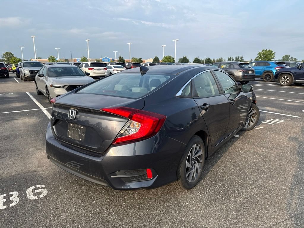 Used 2018 Honda Civic EX image 10