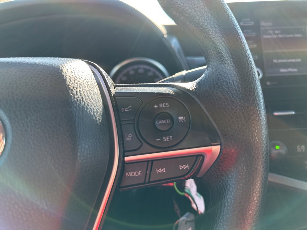 Used 2024 Toyota Camry LE image 25