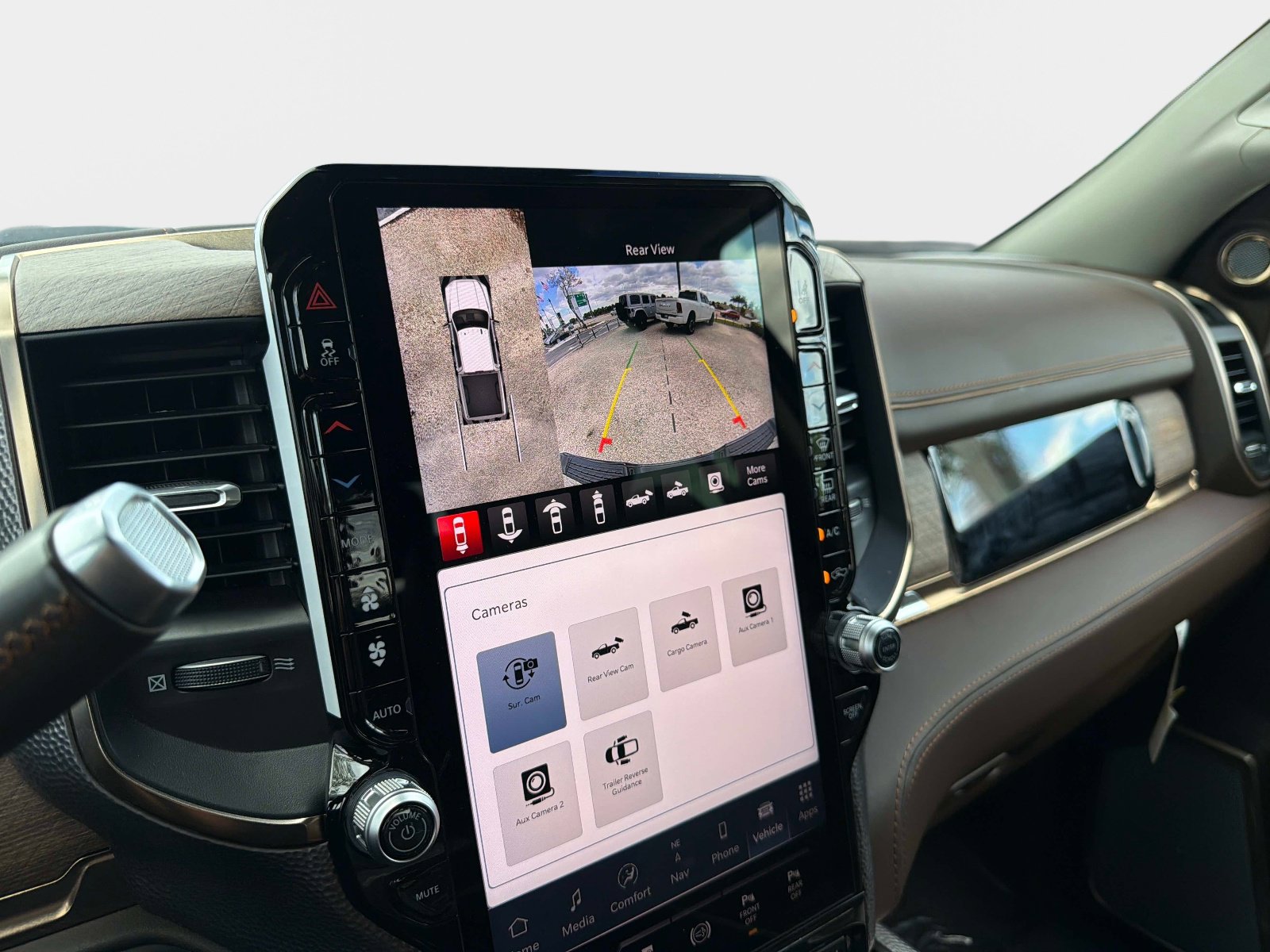 Used 2025 RAM 3500 Longhorn AWD/4WD image 44