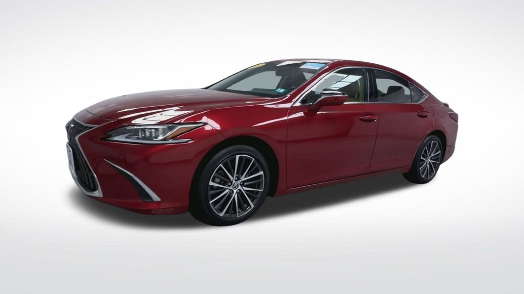 Used 2023 Lexus ES 300h w/ Premium Package image 4