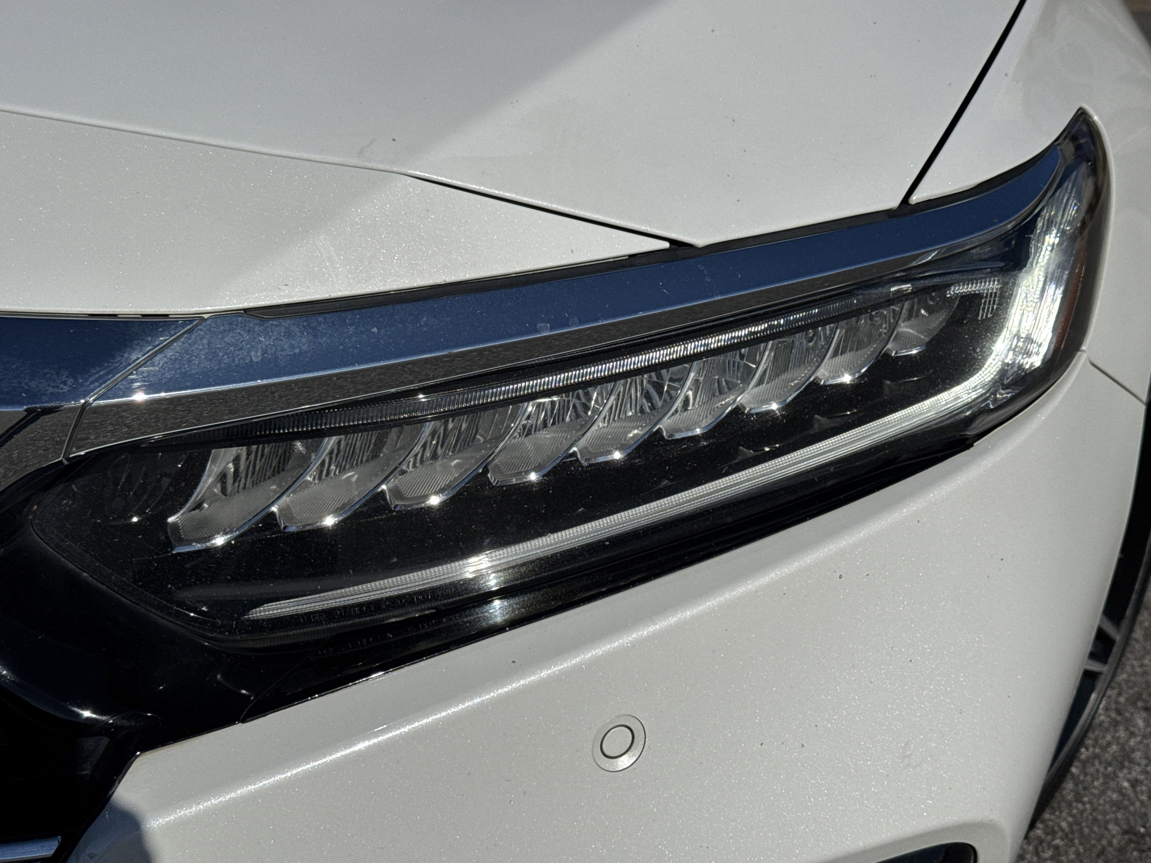 Used 2021 Honda Accord Touring image 6