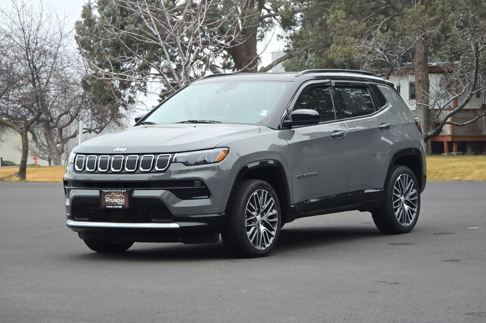 Used 2022 Jeep Compass Limited w/ Elite Group image 9