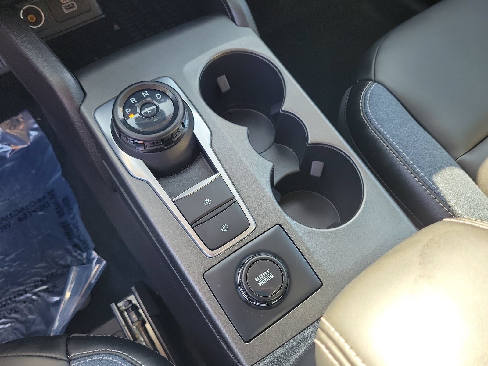 Certified 2025 Ford Bronco Sport Outer Banks w/ Outer Banks Tech Package+ AWD/4WD image 28