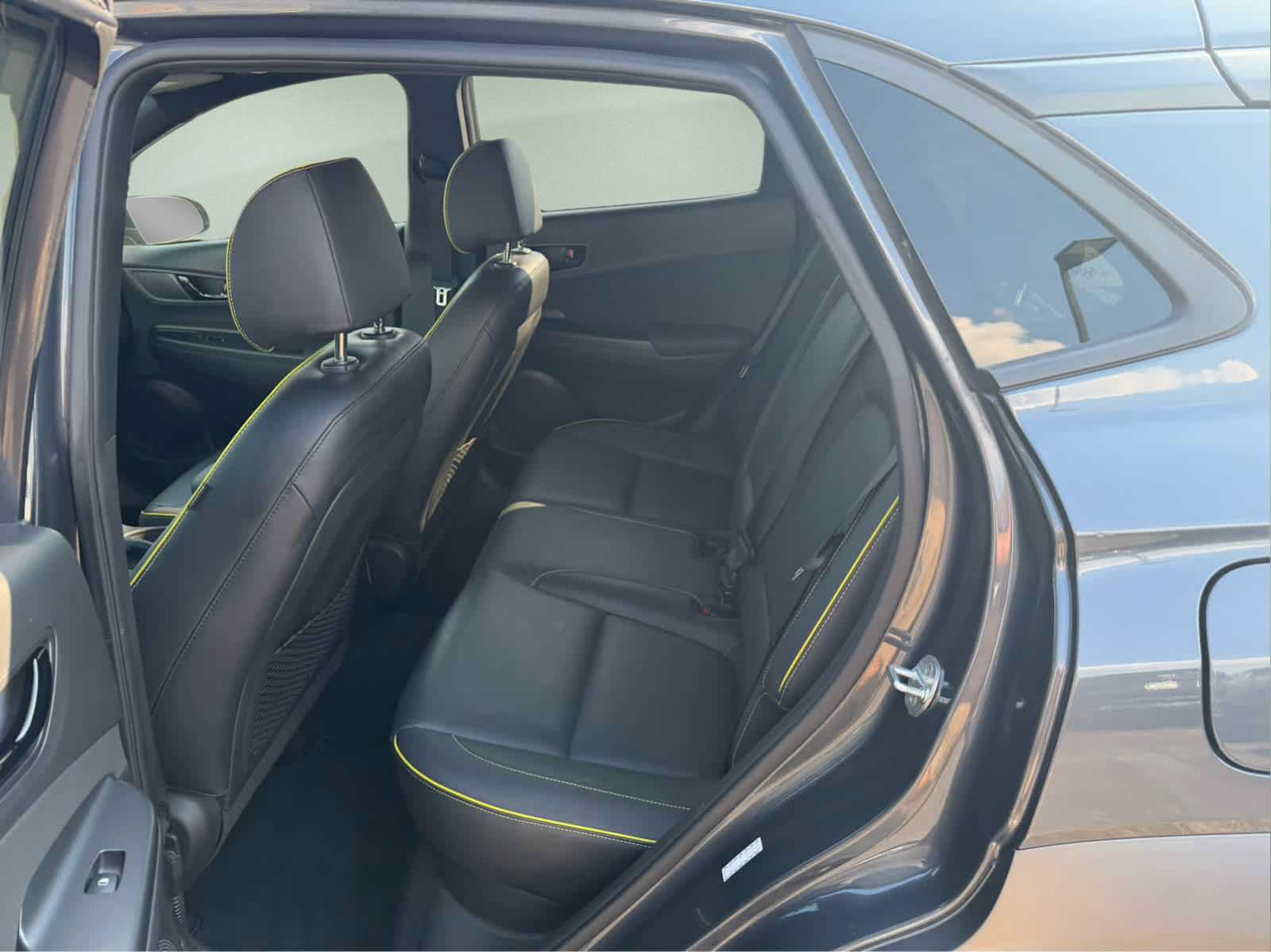 Used 2018 Hyundai Kona Limited AWD/4WD image 39
