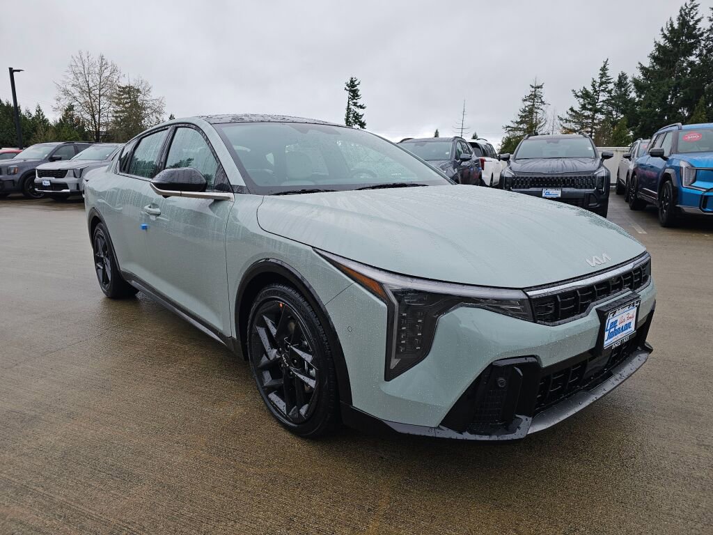 New 2025 Kia K4 GT-Line Turbo image 4