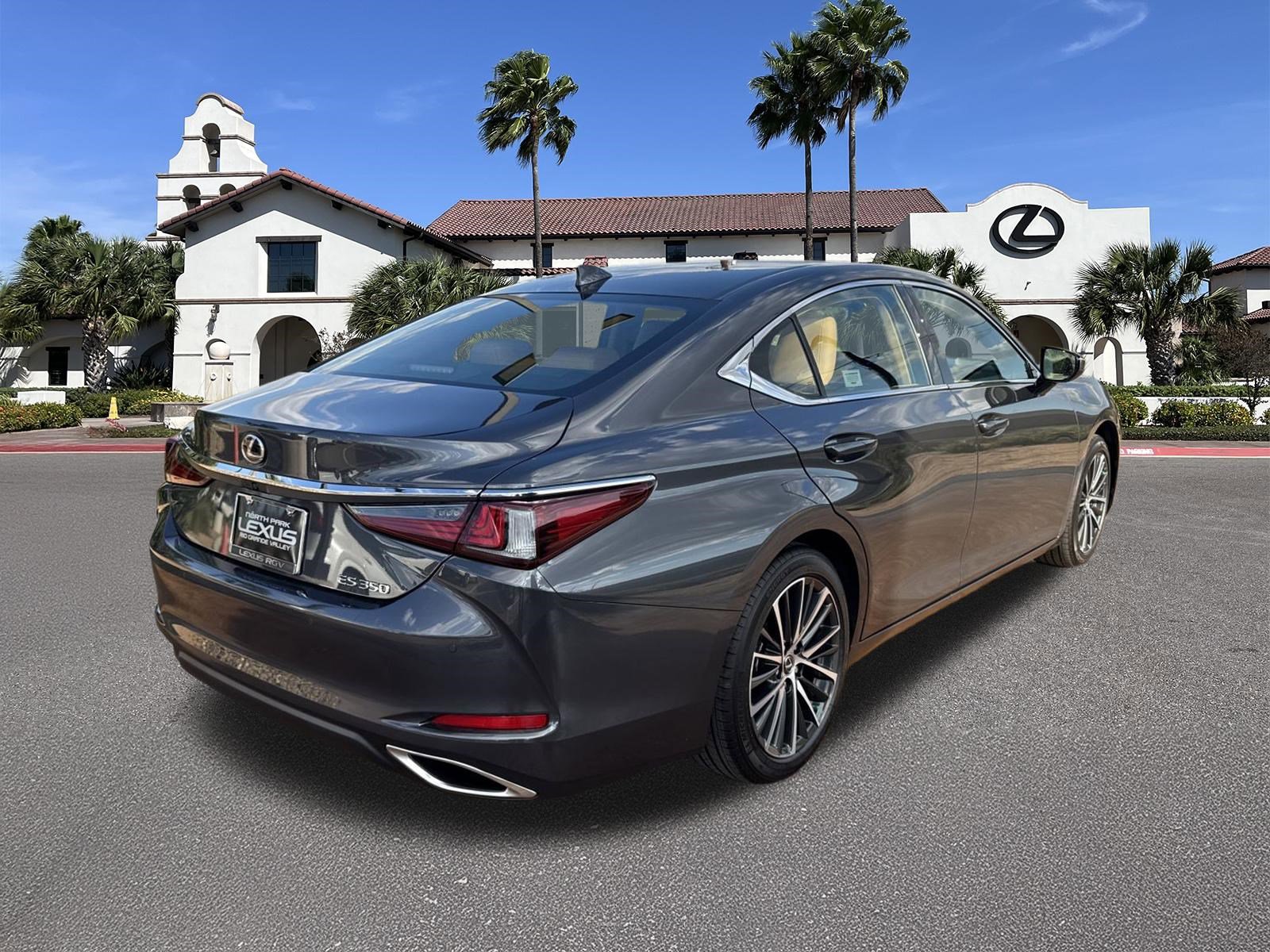 New 2025 Lexus ES 350 w/ Premium Package image 2