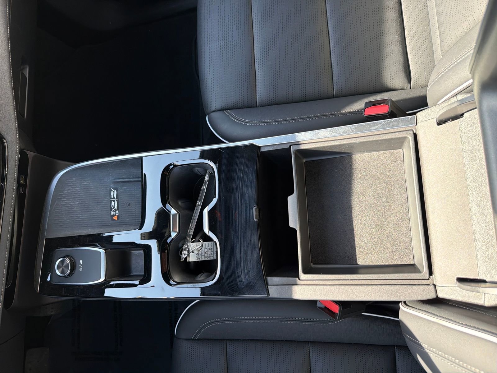 Used 2025 Buick Enclave Sport Touring image 27