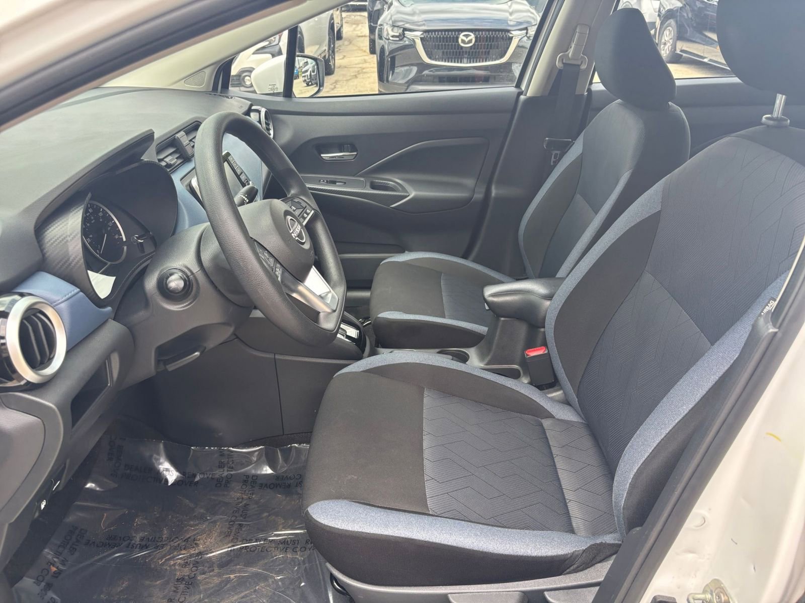 Used 2025 Nissan Versa SV FWD image 24