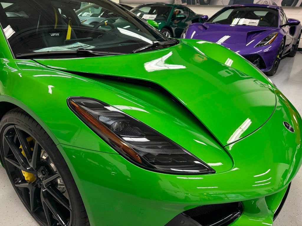 New 2026 Lotus Emira SE image 4