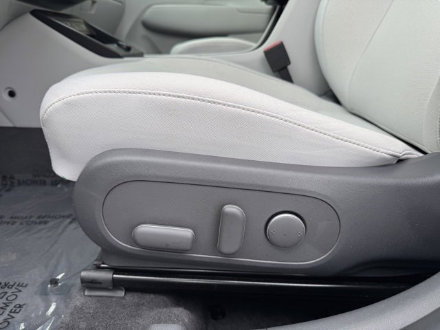 Used 2024 Hyundai Kona SEL w/ Convenience Package image 16