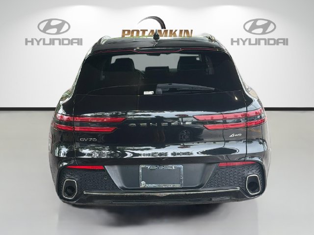 Used 2025 Genesis GV70 2.5T AWD/4WD image 6