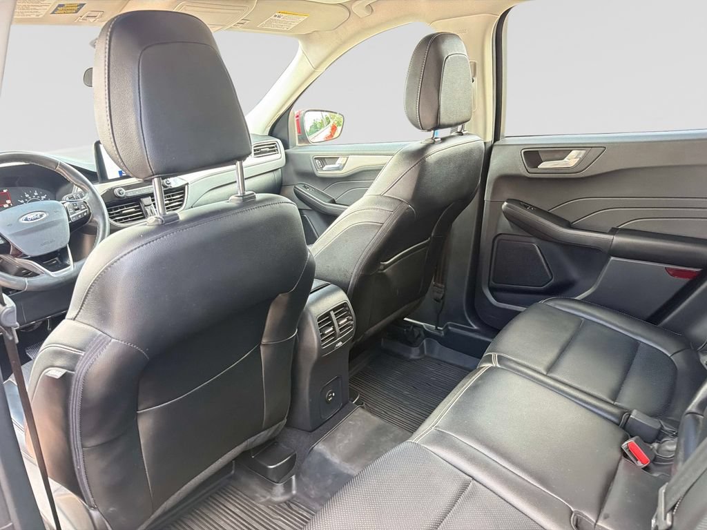 Used 2022 Ford Escape SEL AWD/4WD image 15