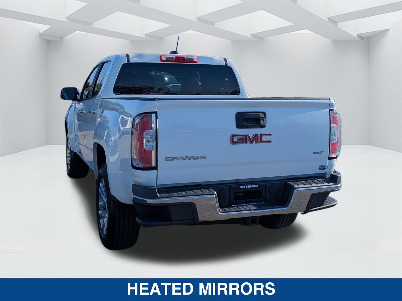 Used 2015 GMC Canyon SLT image 6
