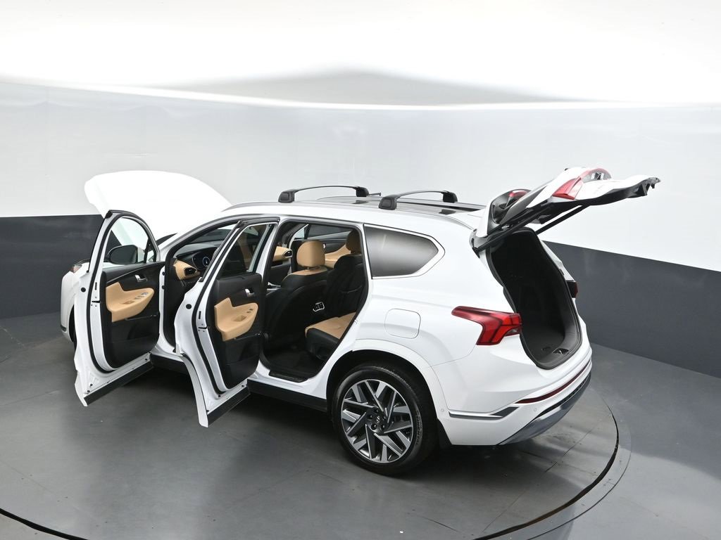 Used 2023 Hyundai Santa Fe Calligraphy image 3
