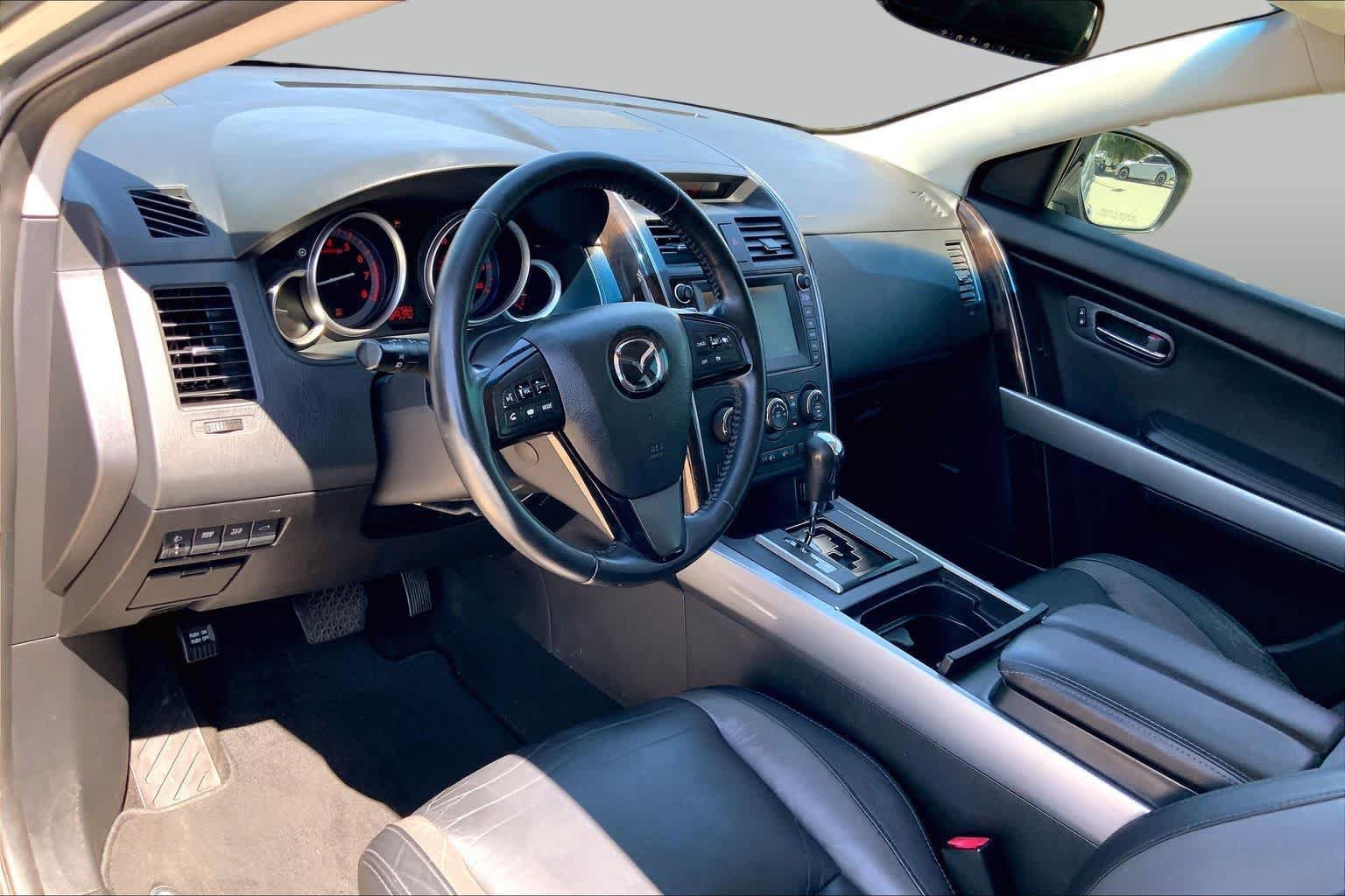 Used 2012 MAZDA CX-9 Grand Touring w/ Moonroof & Bose Audio Pkg FWD image 17