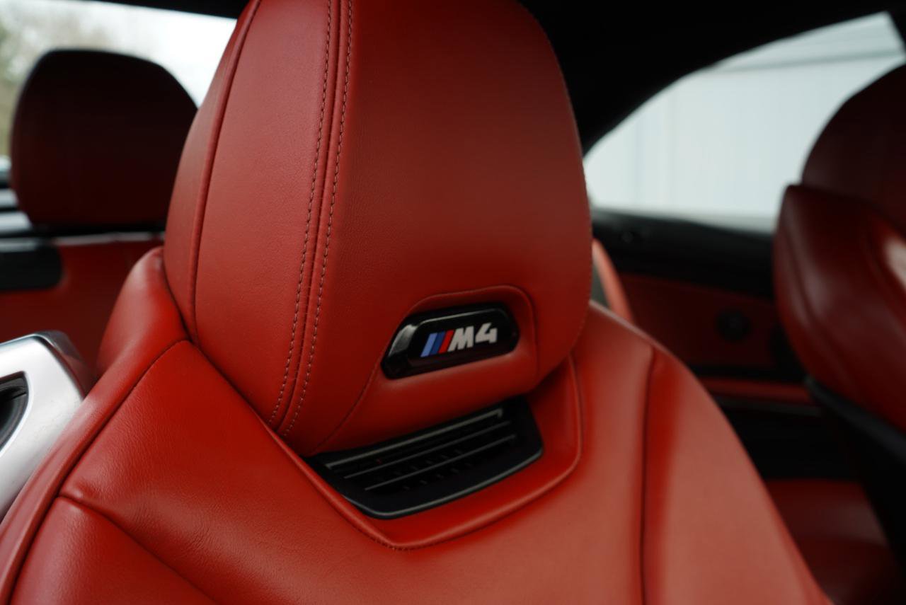 Used 2020 BMW M4 Convertible w/ Executive Package image 57