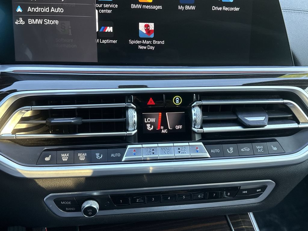 Used 2021 BMW X5 xDrive40i w/ Convenience Package AWD/4WD image 17