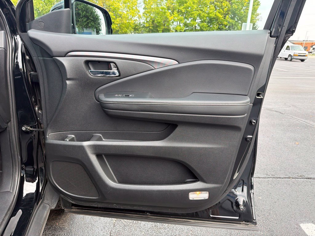 Used 2023 Honda Ridgeline RTL-E image 25
