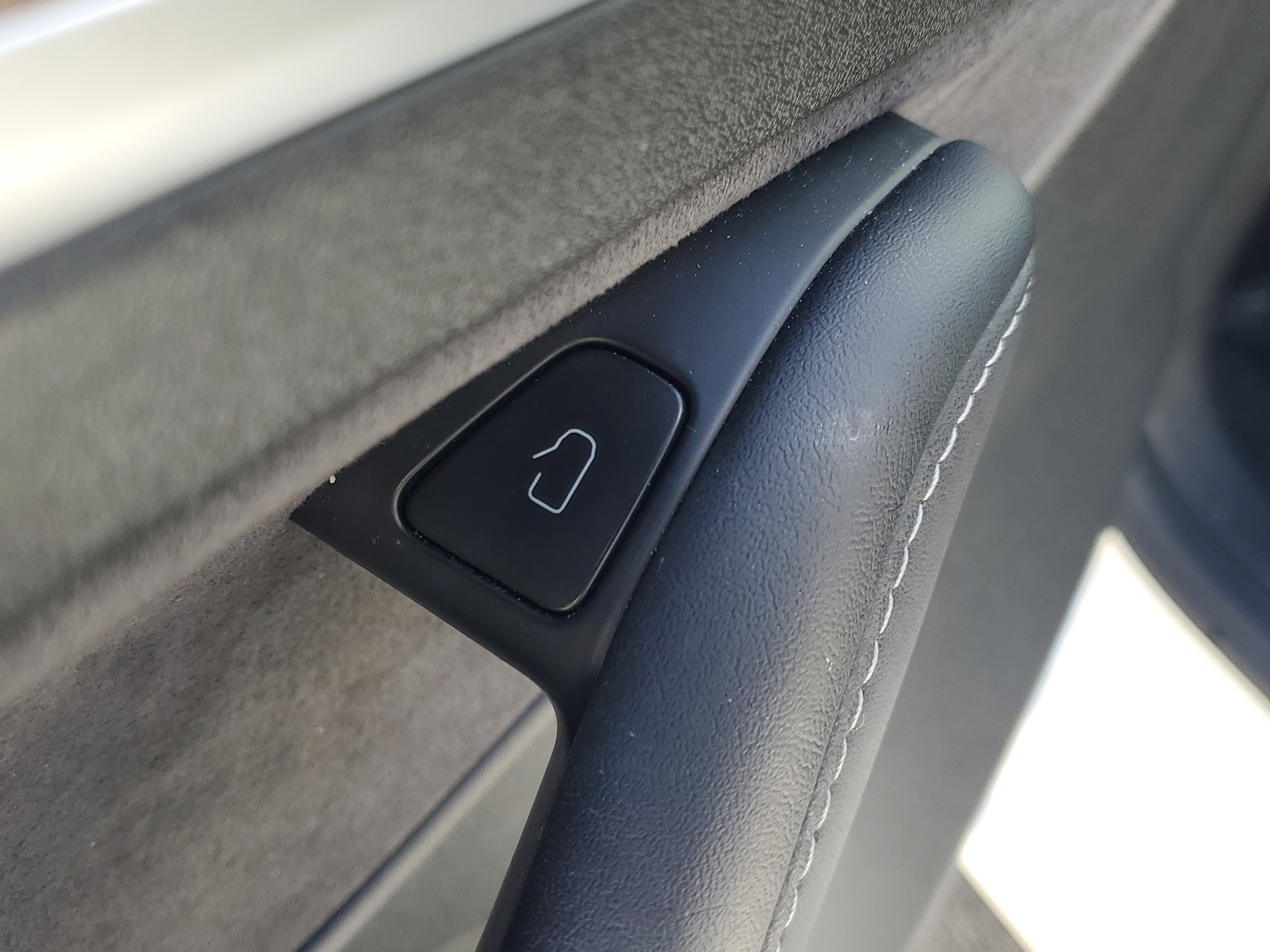 Used 2023 Tesla Model 3 Standard Range image 20