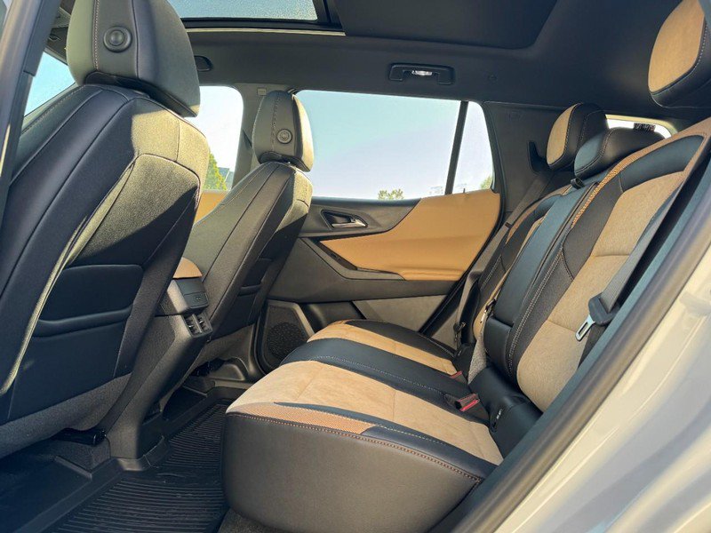 New 2026 Chevrolet Equinox ACTIV w/ LPO, Floor Liner Package AWD/4WD image 7