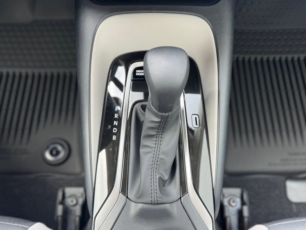 New 2025 Toyota Corolla LE FWD image 21