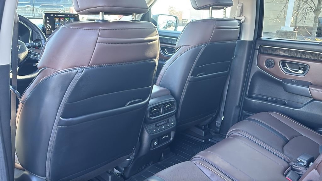 Certified 2024 Honda Pilot Elite image 31
