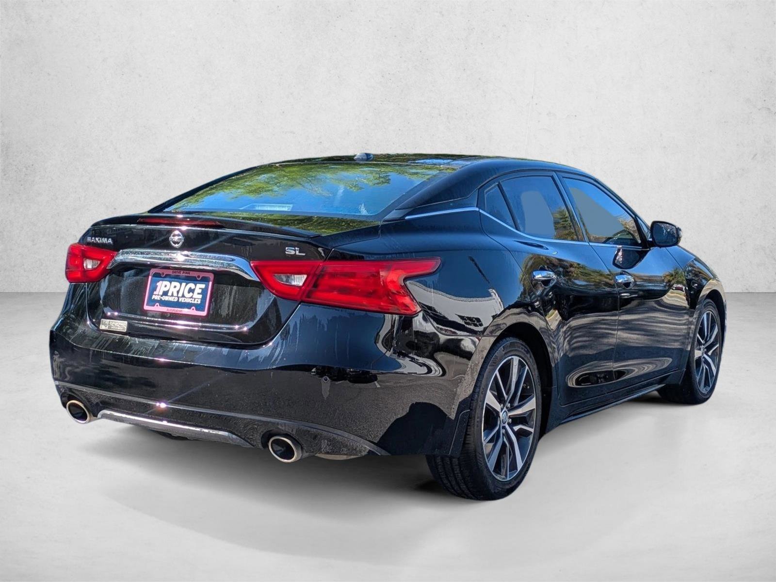 Used 2017 Nissan Maxima 3.5 SL FWD image 5