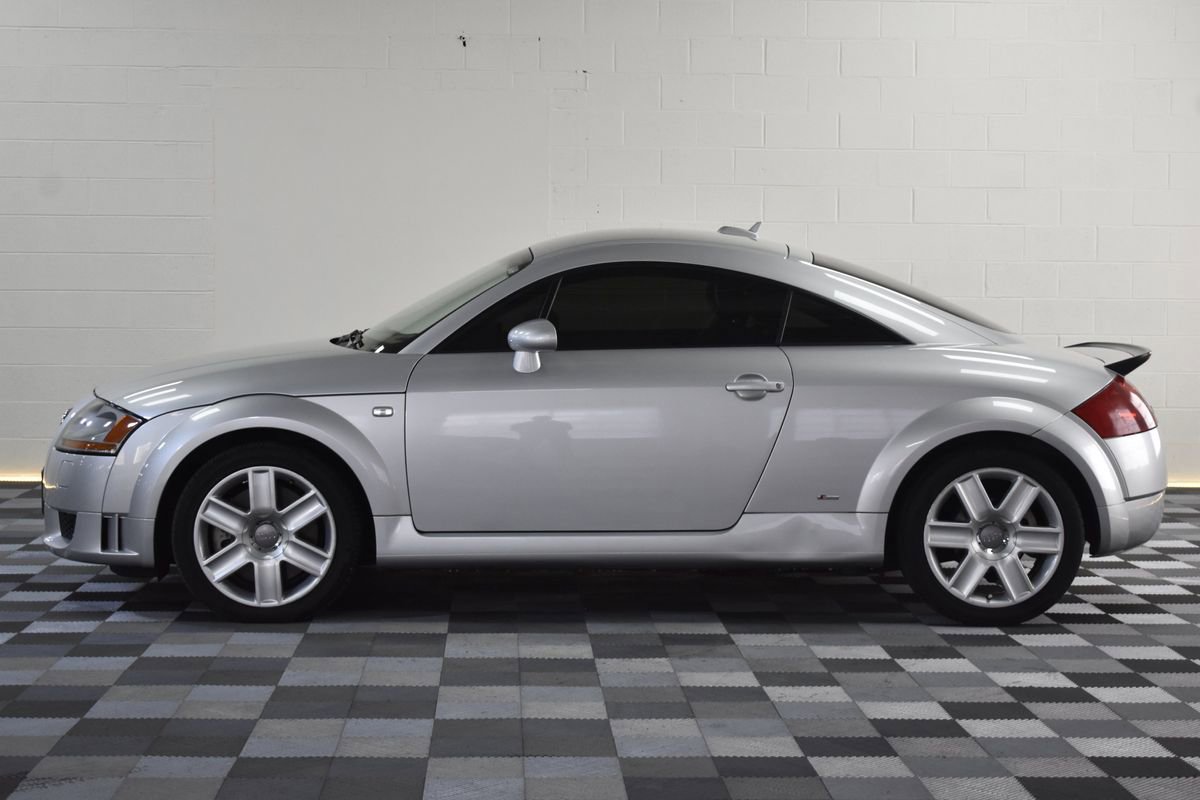 Used 2005 Audi TT 3.2 image 2