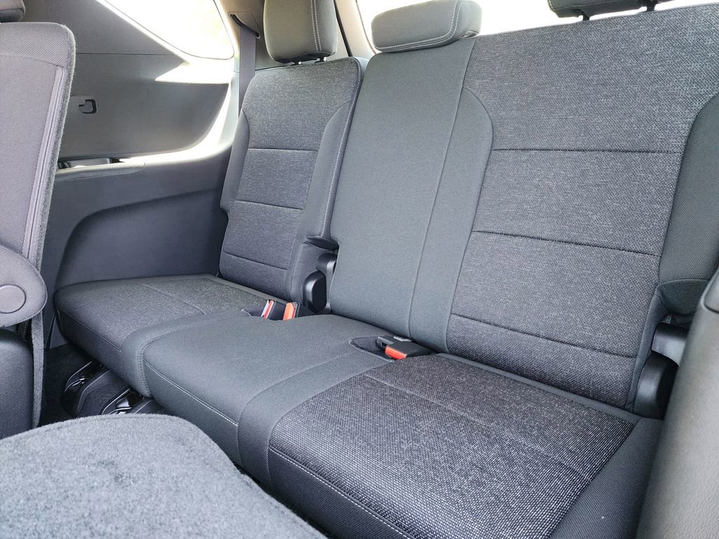 New 2025 Chevrolet Traverse LT image 21