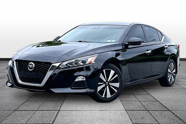 Used 2022 Nissan Altima 2.5 SV w/ SV Premium Package AWD/4WD image 2