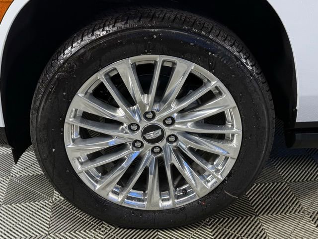 New 2026 Cadillac Escalade Luxury w/ Touring Package image 9