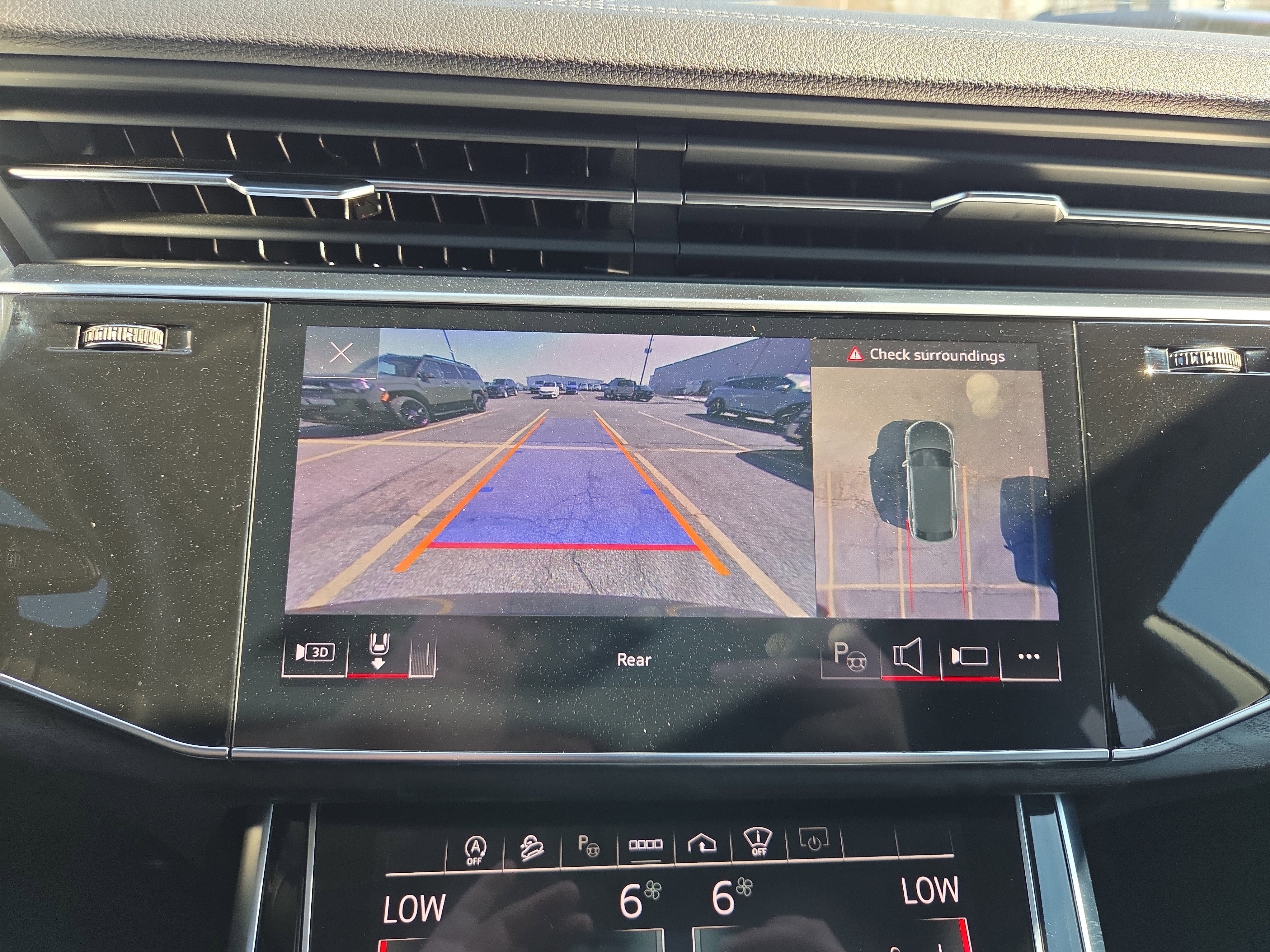 Used 2023 Audi Q8 Prestige w/ Prestige Package image 15