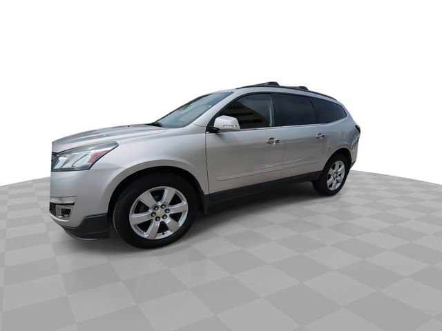 Used 2016 Chevrolet Traverse LT w/ Style and Technology Package FWD image 4