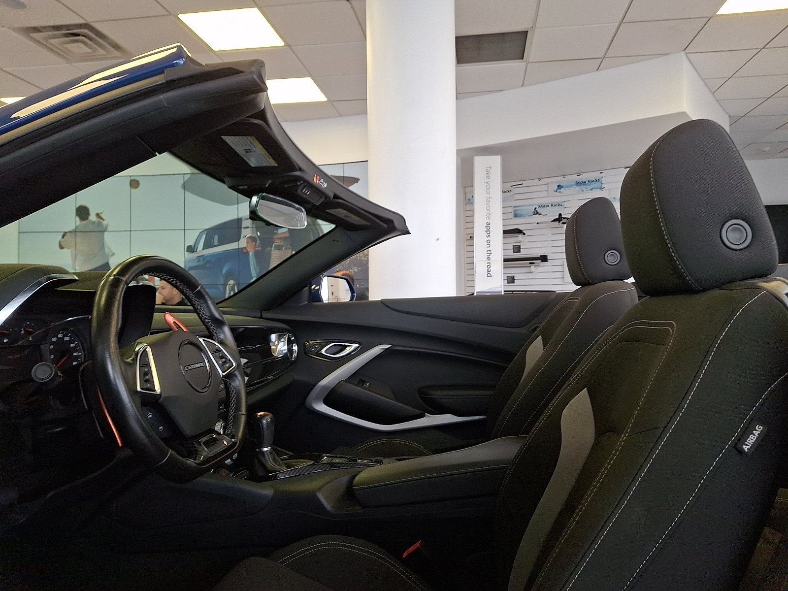 Used 2024 Chevrolet Camaro LT RWD image 15