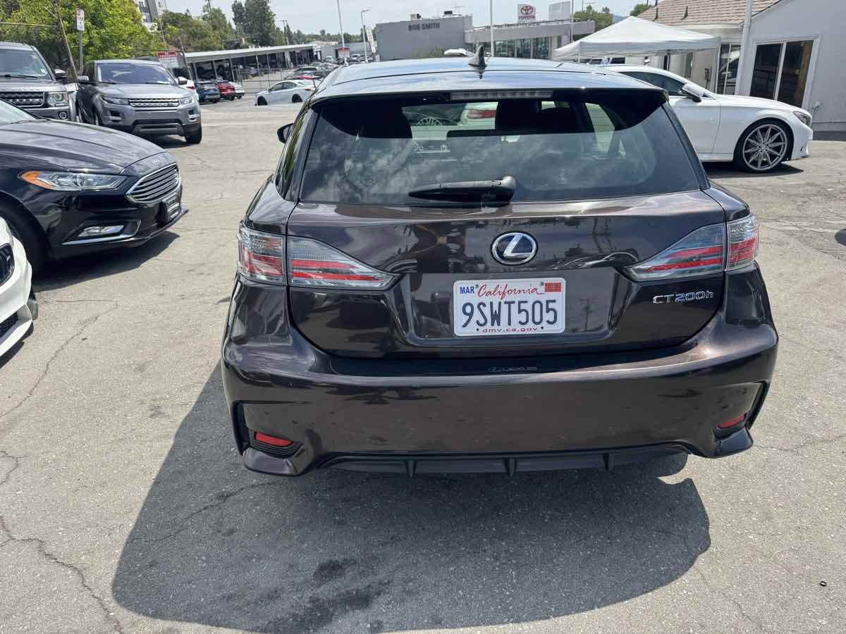 Used 2014 Lexus CT 200h image 5