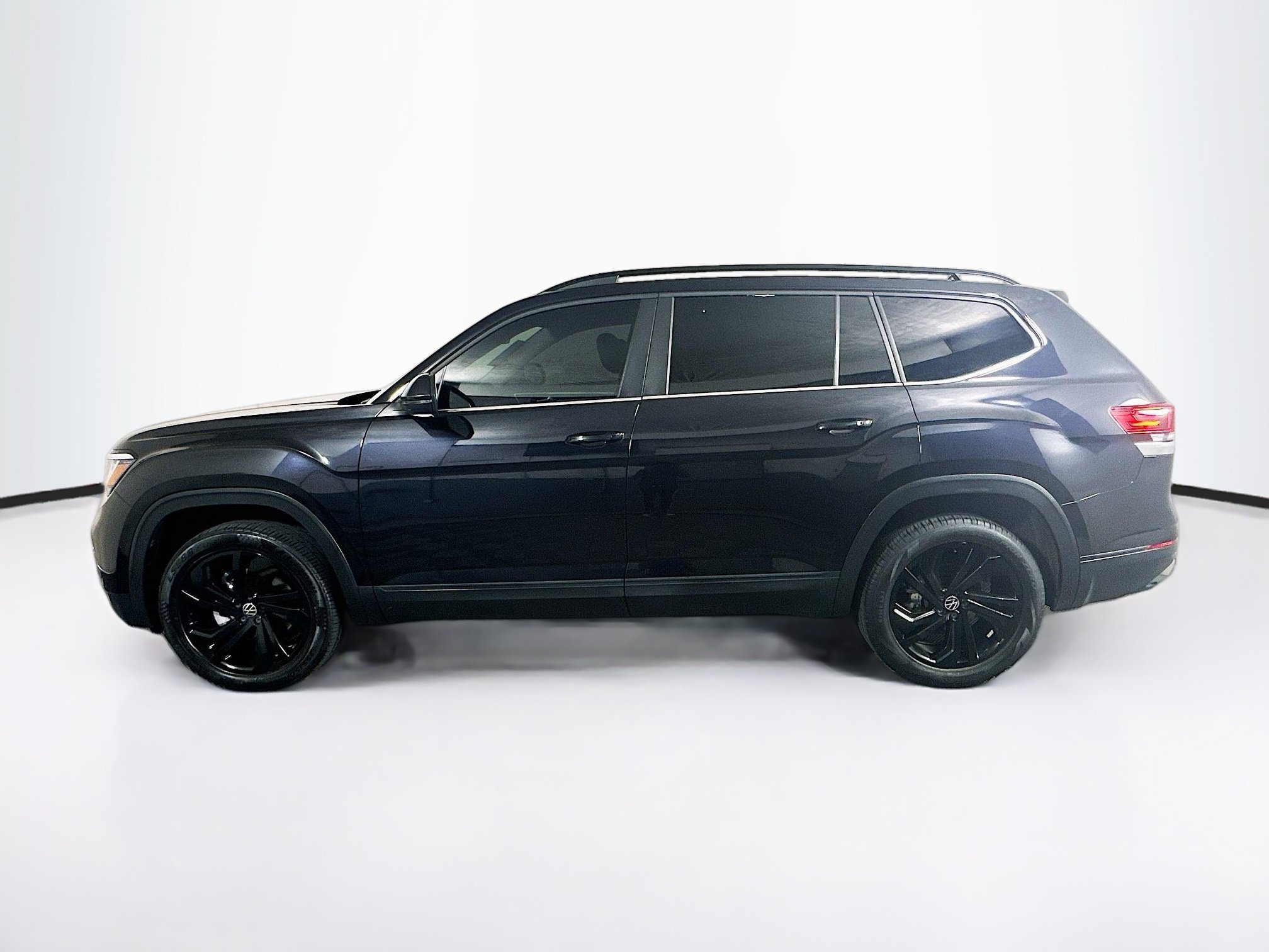 Used 2022 Volkswagen Atlas SE FWD image 6
