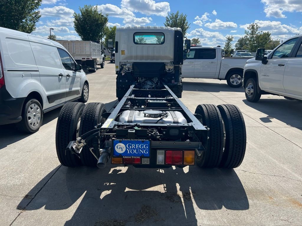 New 2024 Chevrolet Low Cab Forward image 9