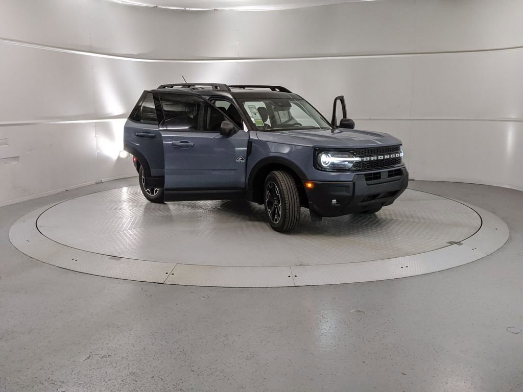 New 2025 Ford Bronco Sport Outer Banks image 7