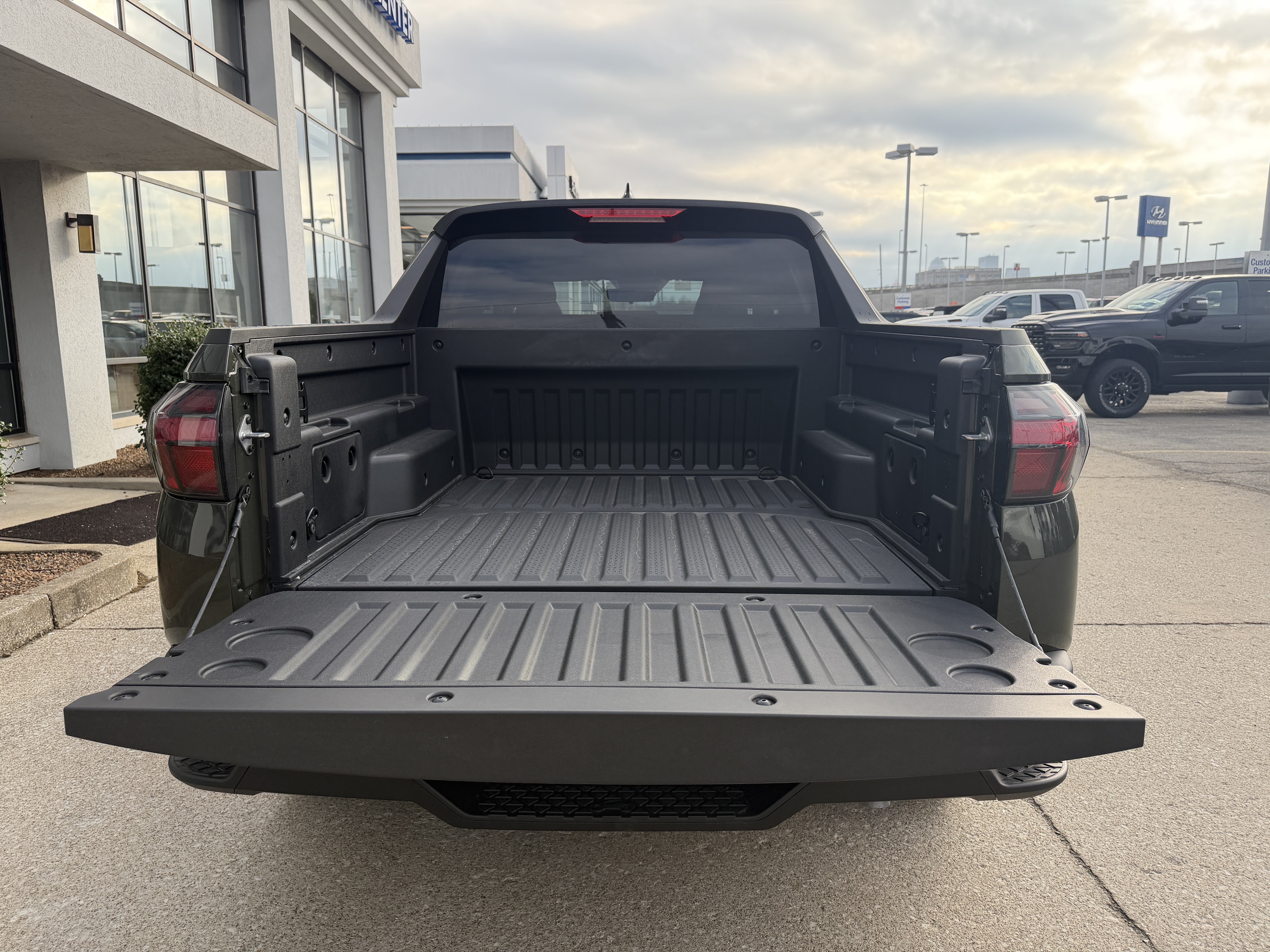New 2026 Hyundai Santa Cruz SEL AWD/4WD image 11