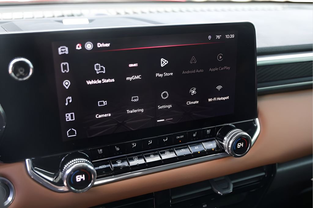 Used 2026 GMC Canyon AT4 w/ Technology Plus Package image 18