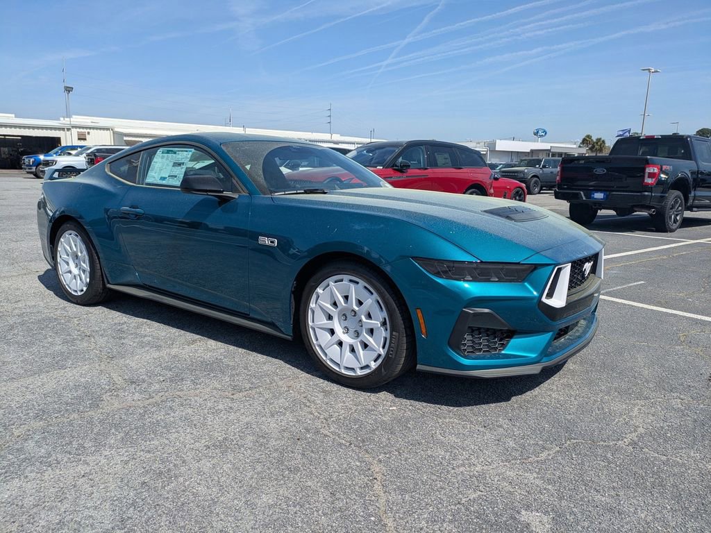 New 2026 Ford Mustang GT Premium w/ GT Performance Package video 2