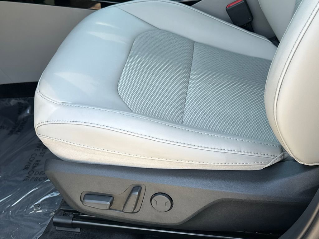 Certified 2023 Kia Niro Wind w/ Wind Preserve Package FWD image 21