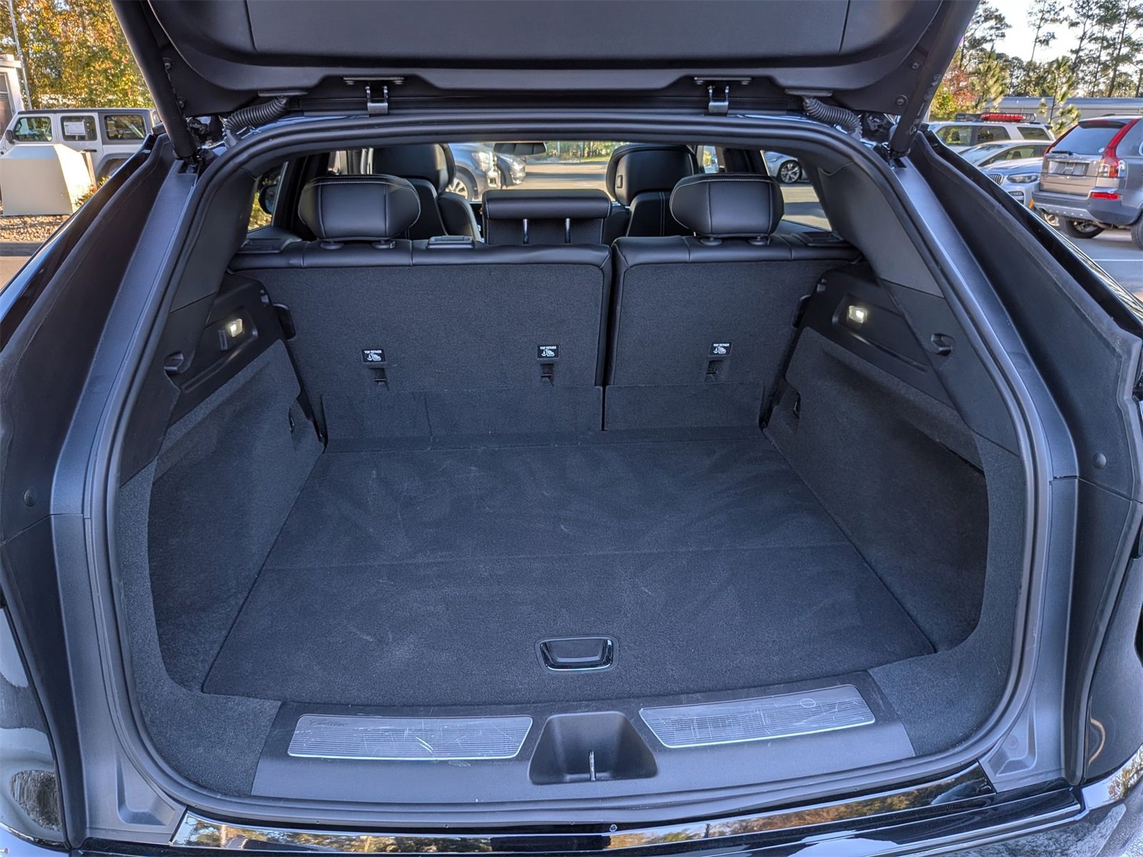 Used 2024 Cadillac Lyriq Sport image 33