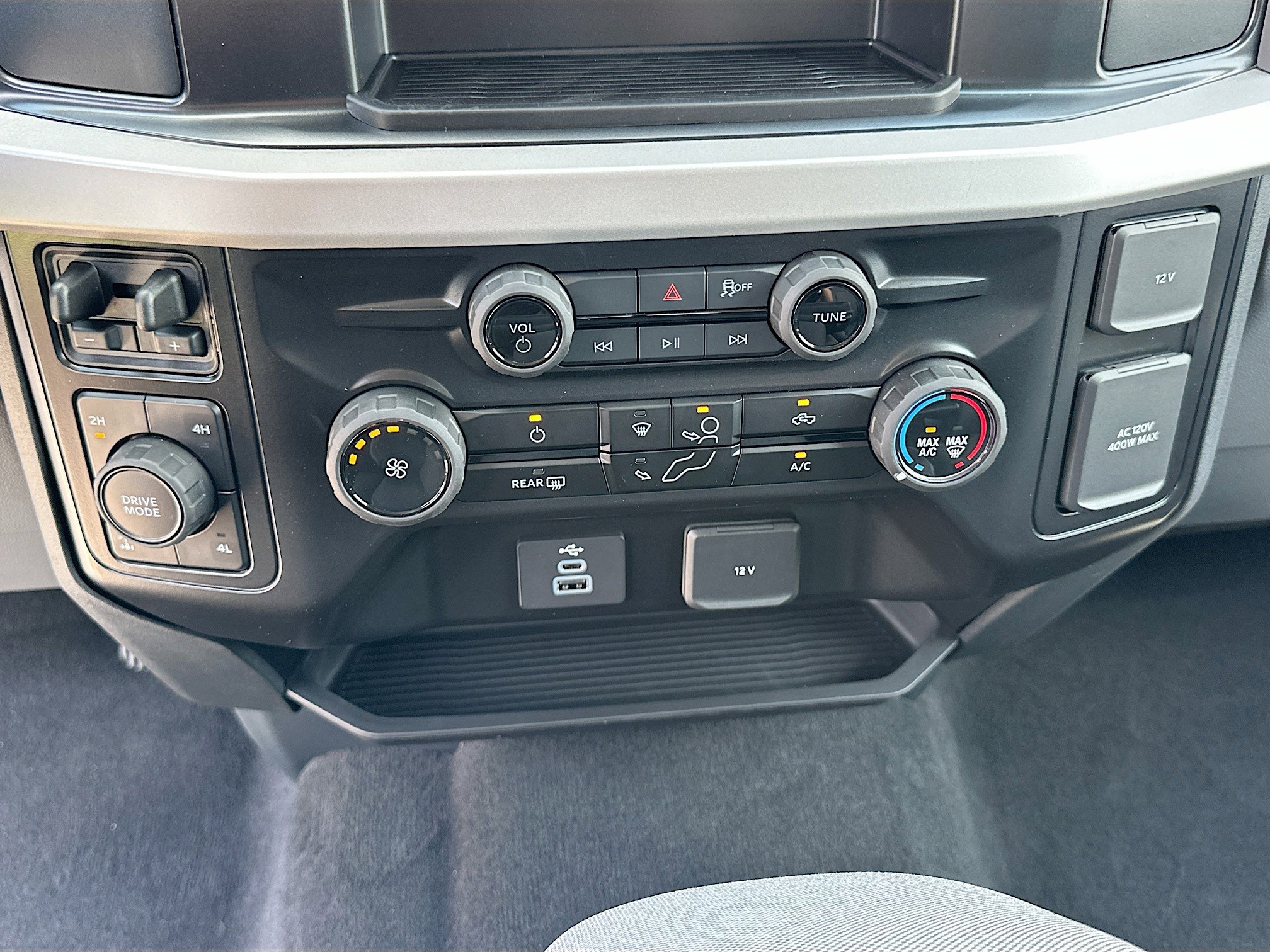 New 2026 Ford F250 XL w/ STX Appearance Package image 10