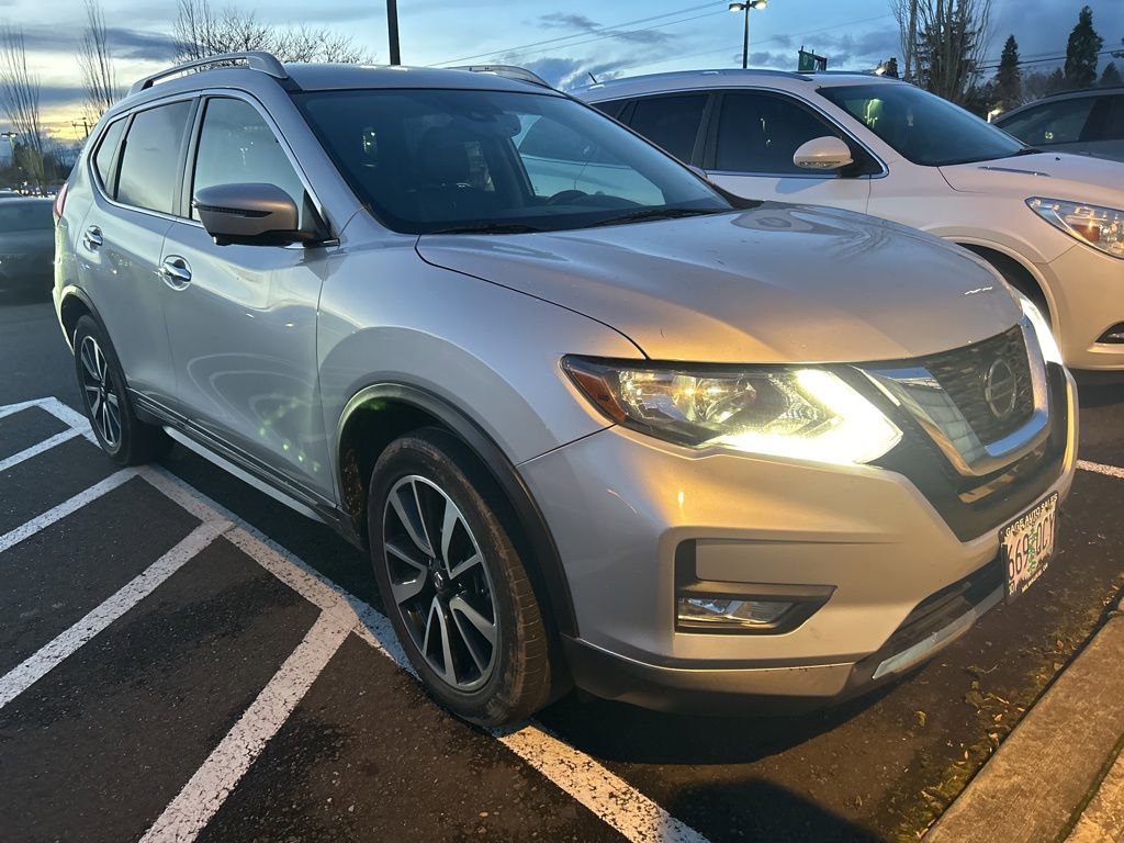 Used 2019 Nissan Rogue SL image 3